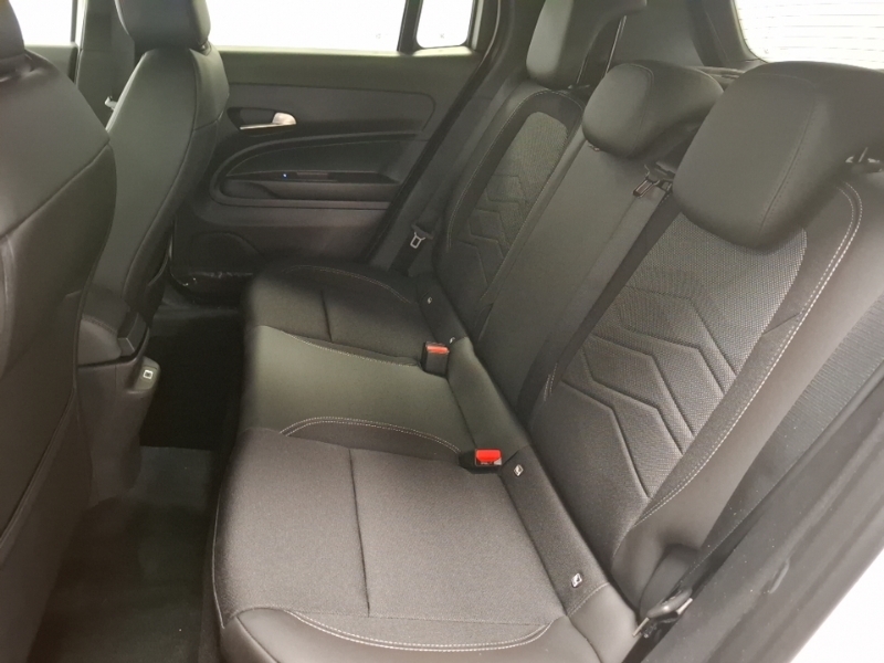 Jeep Avenger 1.2 Summit White #6
