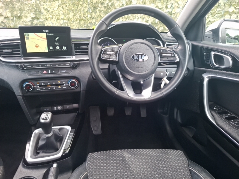 Kia Ceed 1.6 Crdi Isg 3 White #6