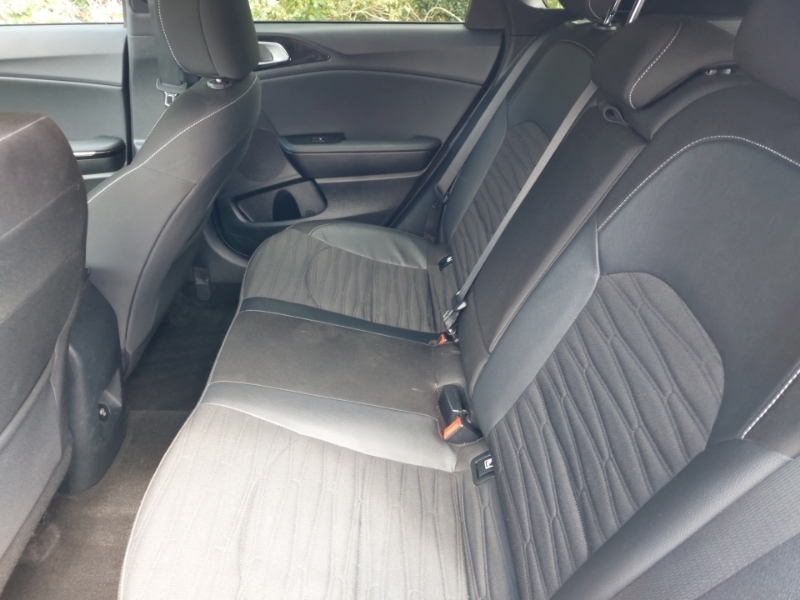 Kia Ceed 1.5T Gdi Isg Gt-line White #6
