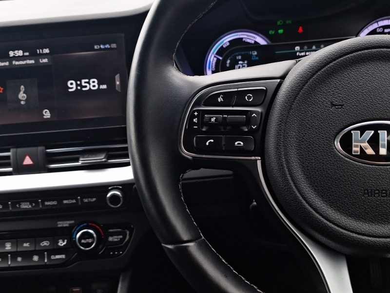 Kia Niro 4 Blue #12