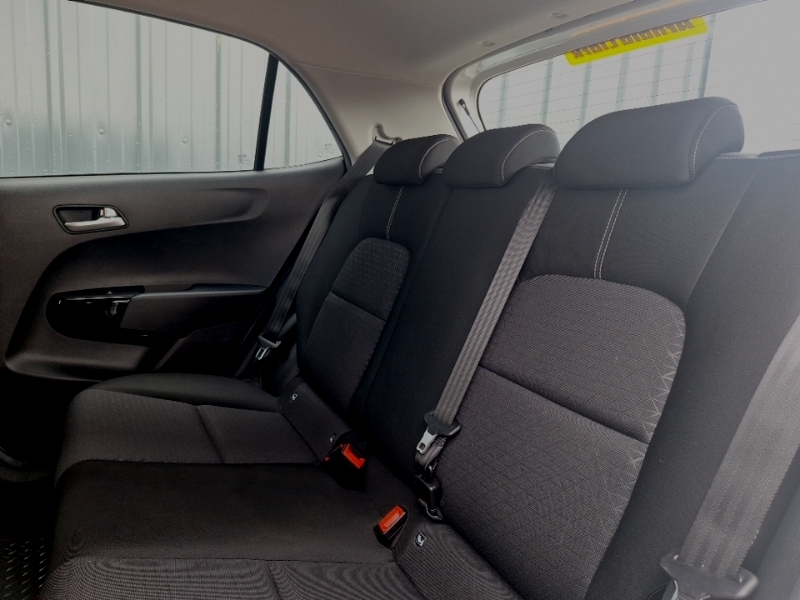 Kia Picanto 1.0 2 White #6