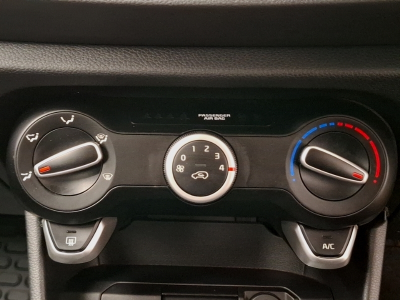 Kia Picanto Hatchback White #16