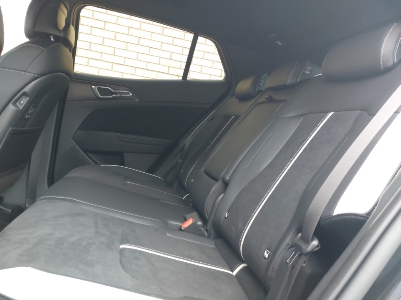 Kia Sportage 1.6T Gdi Hev Gt-line SB26WEH Black #6