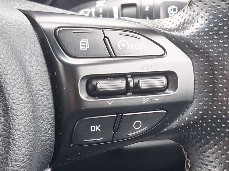 Kia Stonic 2 Isg Black #13