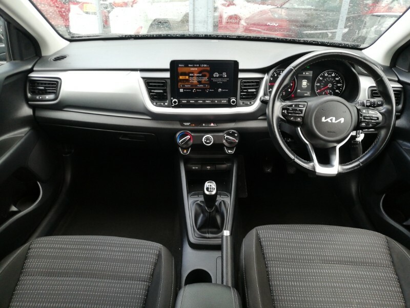 Kia Stonic 1.0T Gdi 99 2 Black #3