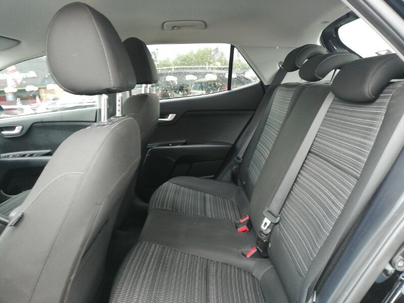 Kia Stonic 1.0T Gdi 99 2 Black #6