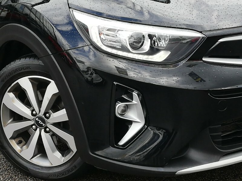 Kia Stonic Quantum Grey #9
