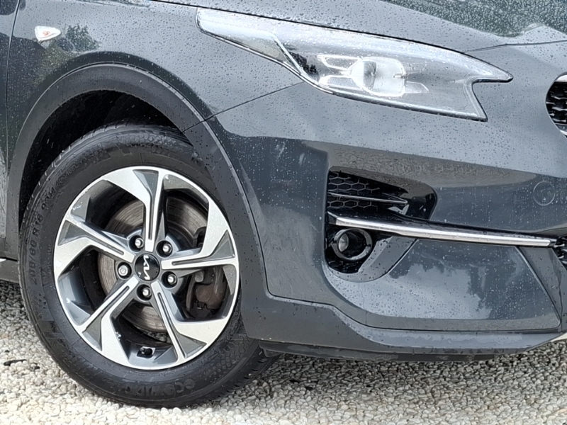 Kia Xceed 2 Black #20