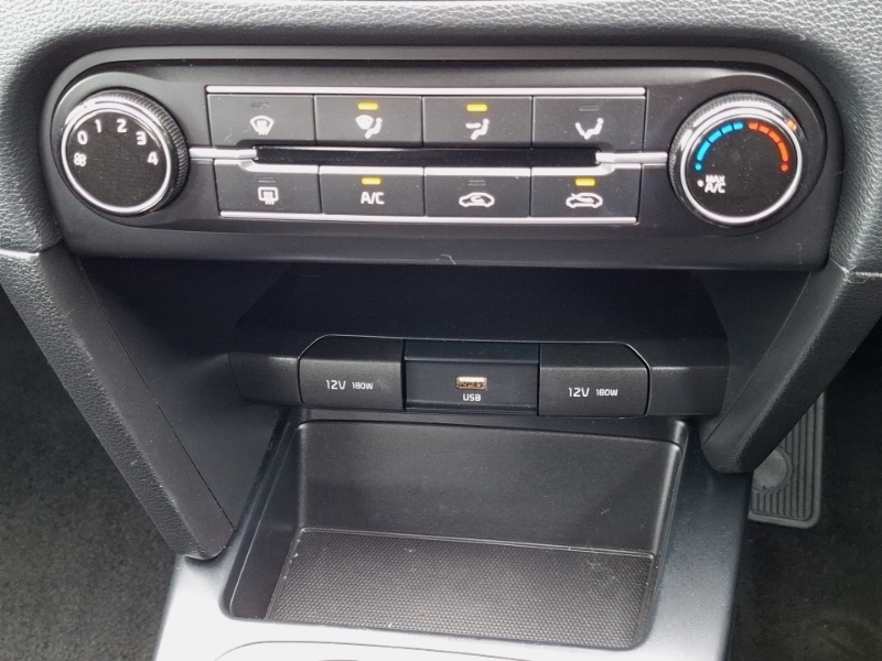 Kia Xceed 2 Black #16