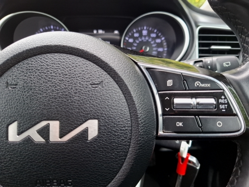 Kia Xceed 2 Black #13