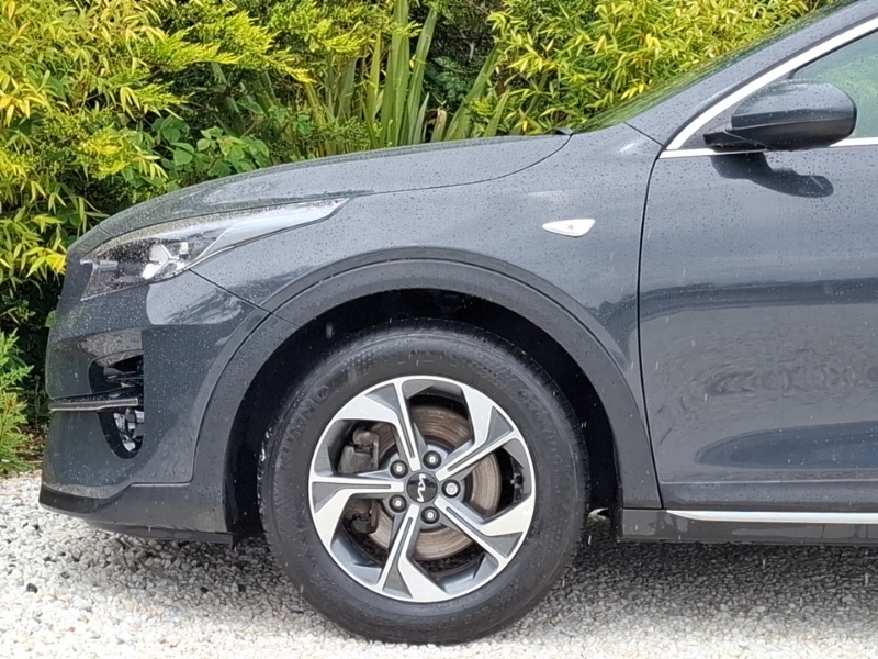 Kia Xceed 2 Black #19