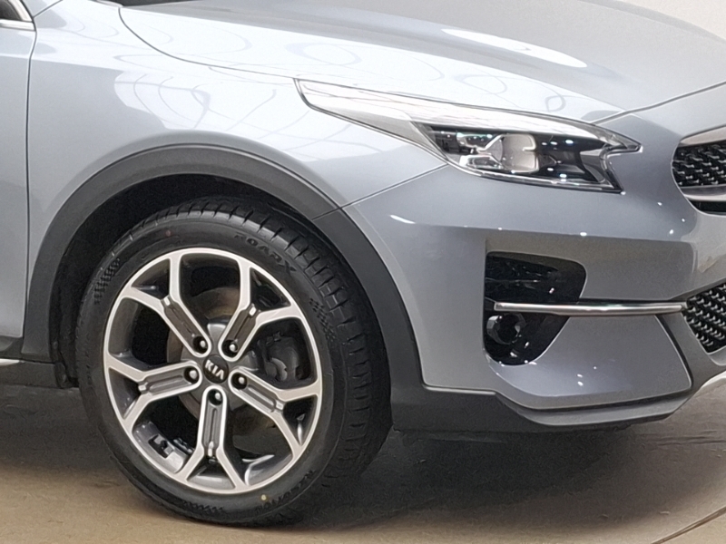 Kia Xceed 3 Red #20