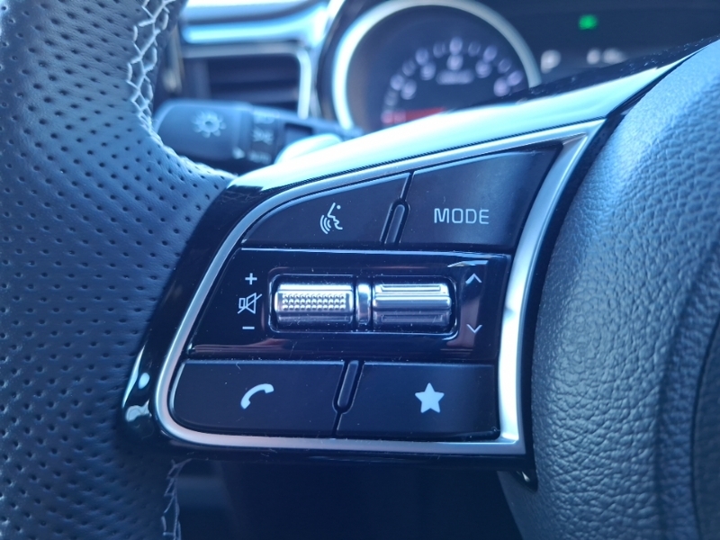 Kia Xceed 2 Grey #12