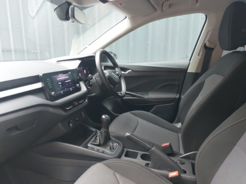 Skoda Fabia 1.0 Tsi 110 Colour Edition White #5