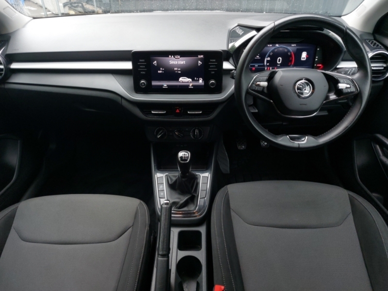 Skoda Fabia 1.0 Tsi 110 Colour Edition White #3