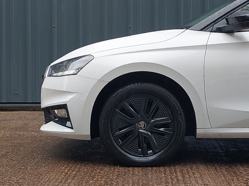 Skoda Fabia Hatchback White #18