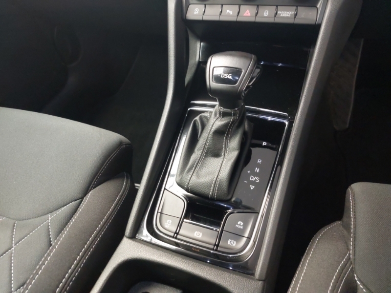 Skoda Karoq Se Grey #15