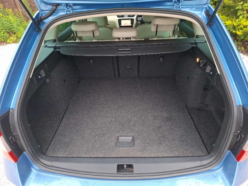 Skoda Octavia Hatchback Grey #16