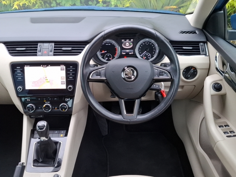 Skoda Octavia Hatchback Grey #8