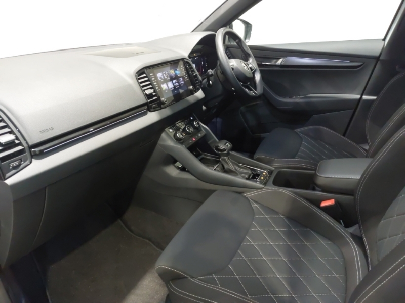 Skoda Karoq 1.5 Tsi Sportline Dsg YS23XAW White #5