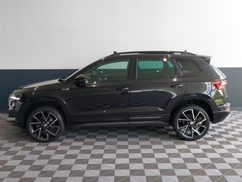 Skoda Karoq 1.5 Tsi Sportline Dsg DF23KFD Black #4