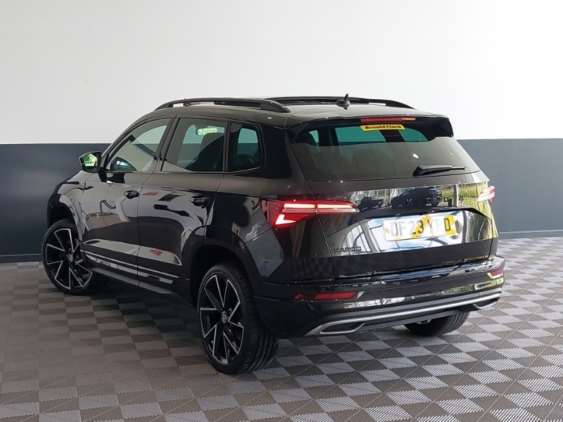Skoda Karoq 1.5 Tsi Sportline Dsg DF23KFD Black #2