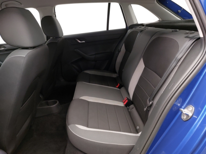 Skoda Rapid Spaceback 1.2 Tsi 90 Se Tech Blue #6