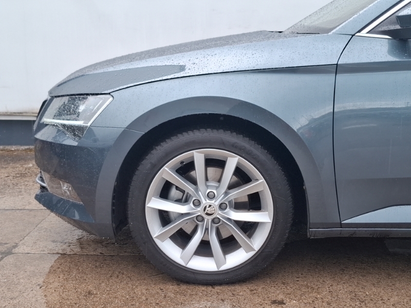 Skoda Superb Grey #19