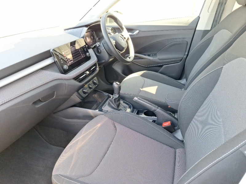 Skoda Fabia 1.0 Mpi 80 Colour Edition Silver #5