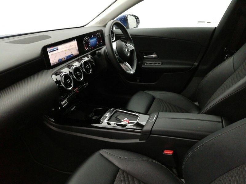 Mercedes-Benz CLA Class Cla 180 Sport Edition Tip Blue #5