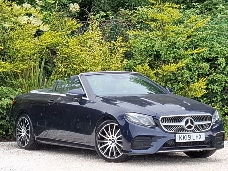 Mercedes-Benz E Class E220d Amg Line 9G-tronic Blue