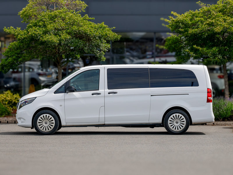 Mercedes-Benz Vito 114 Cdi Pro 9-Seater 9G-tronic KR24NZA White #4