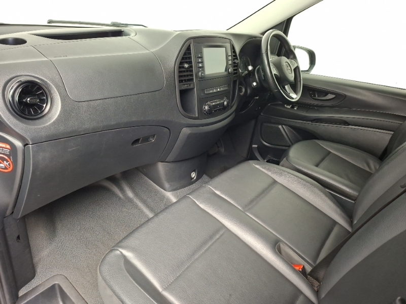 Mercedes-Benz Vito 114 Cdi Pro 9-Seater 9G-tronic Black #5