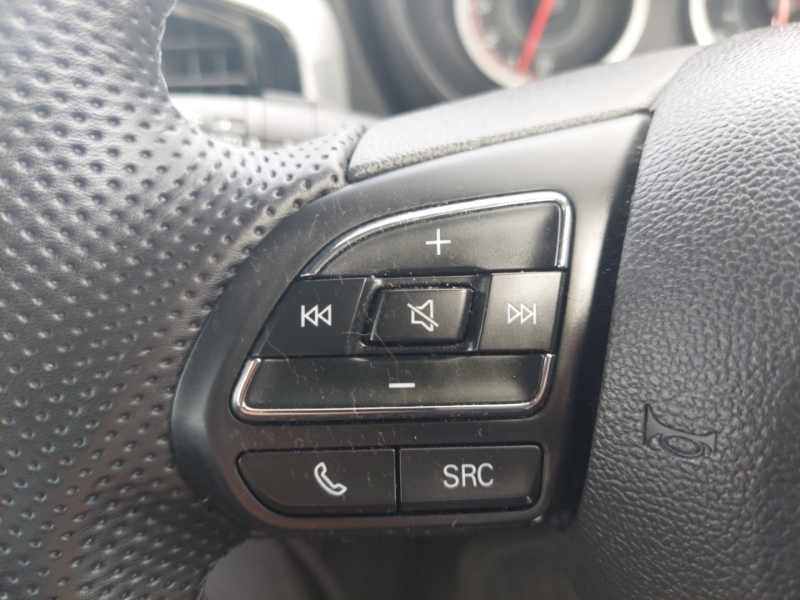 MG MG3 1.5 Vti-tech Excite Hatchback Silver #12