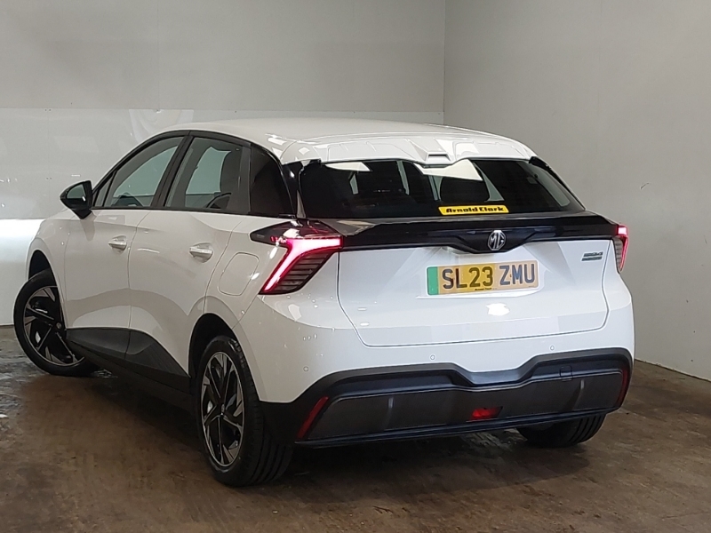MG MG4 125Kw Se Ev 51Kwh White #2