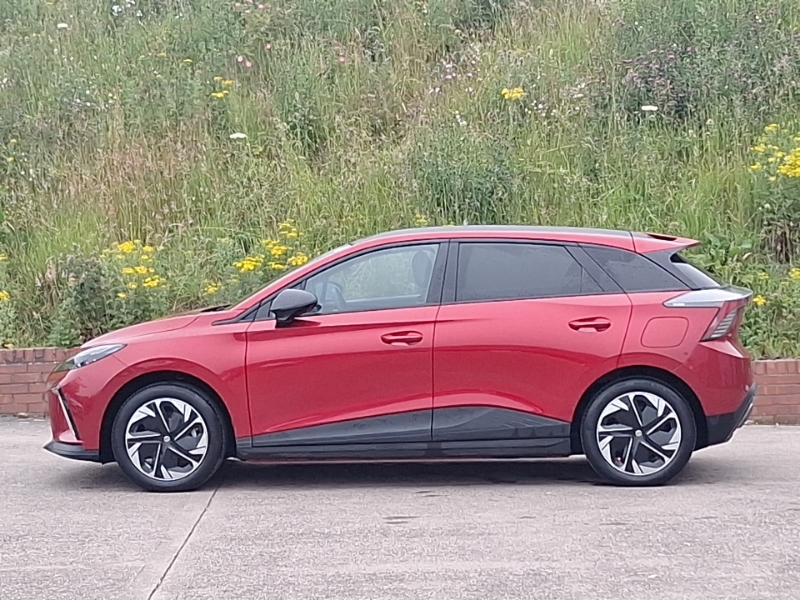 MG MG4 150Kw Trophy Ev Long Range 64Kwh Red #4