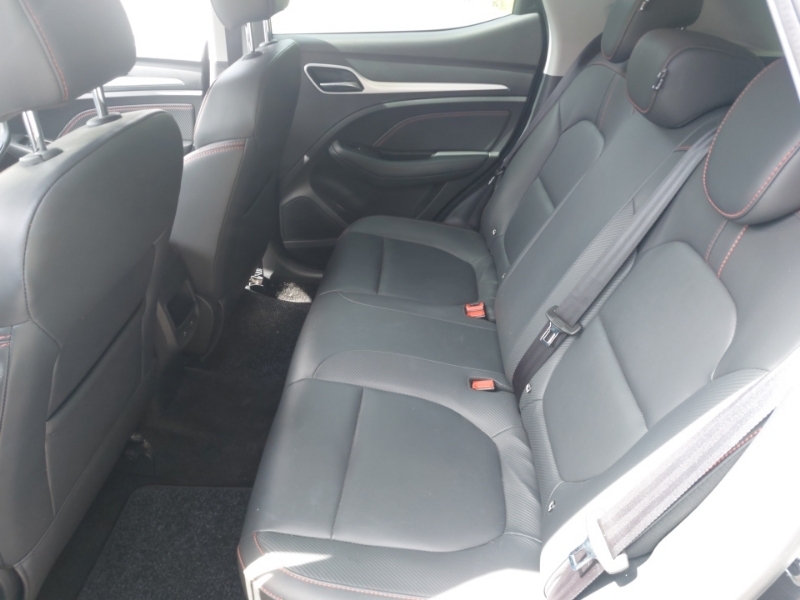 MG ZS 1.0T Gdi Exclusive Dct Black #6