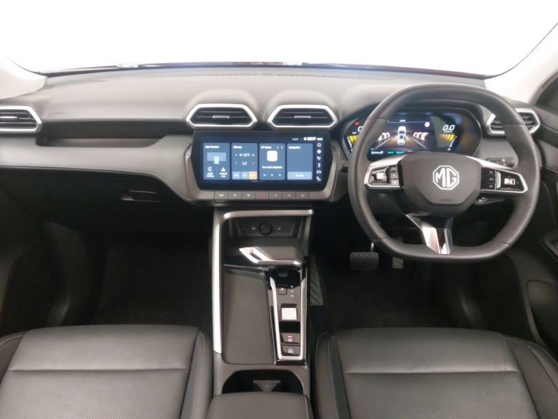 MG ZS 1.5 Hybrid Trophy Red #3