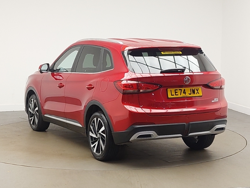 MG ZS 1.5 Hybrid Trophy Red #2