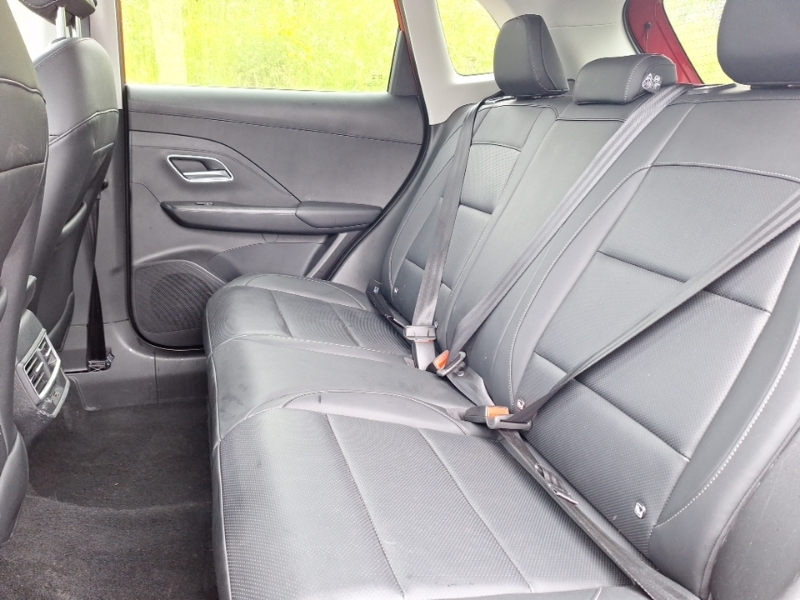 MG ZS 1.5 Hybrid Trophy Red #6