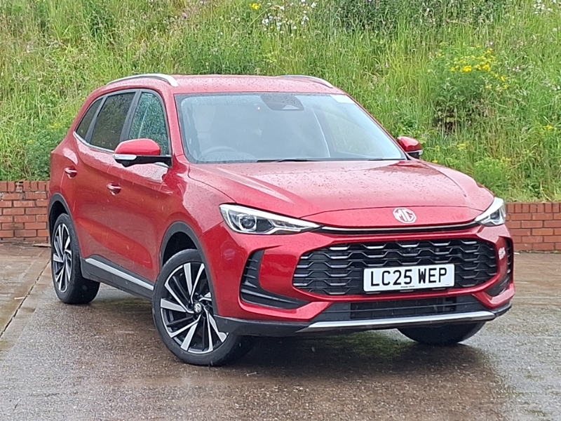 MG ZS 1.5 Hybrid Trophy Red