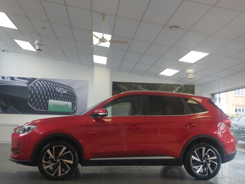 MG ZS 1.5 Hybrid Trophy Red #4