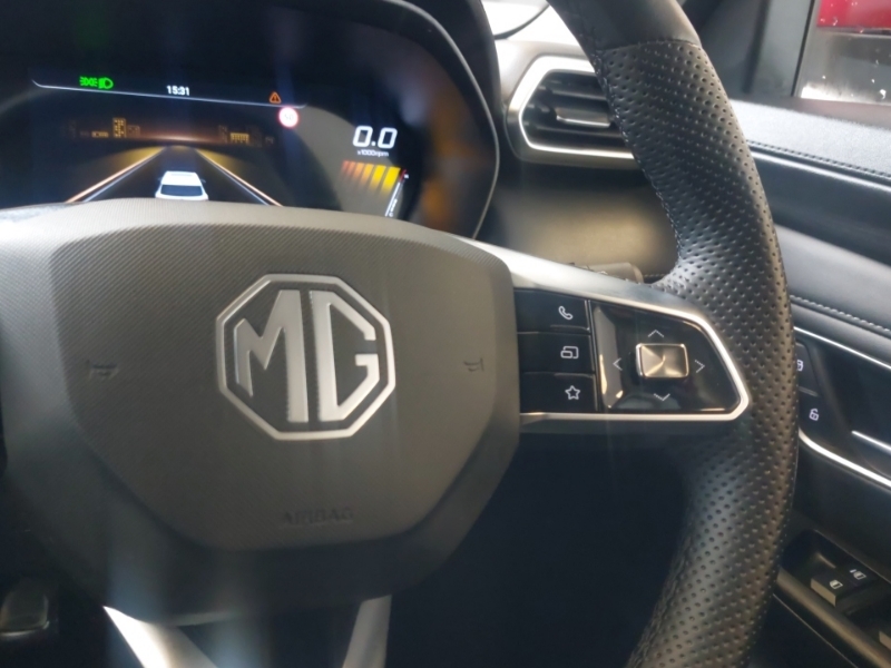MG ZS Se Ev Black #13