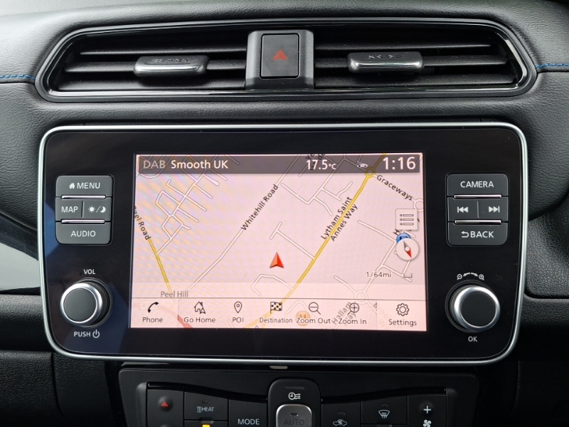 Nissan Leaf Leaf N-connecta Red #10