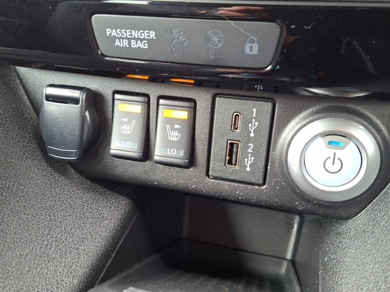 Nissan Leaf Leaf N-connecta Red #16