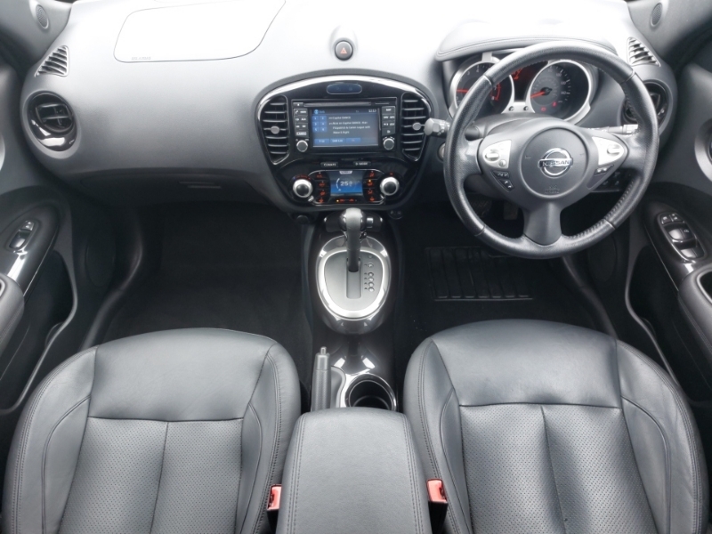 Nissan Juke 1.6 Tekna Xtronic Black #3