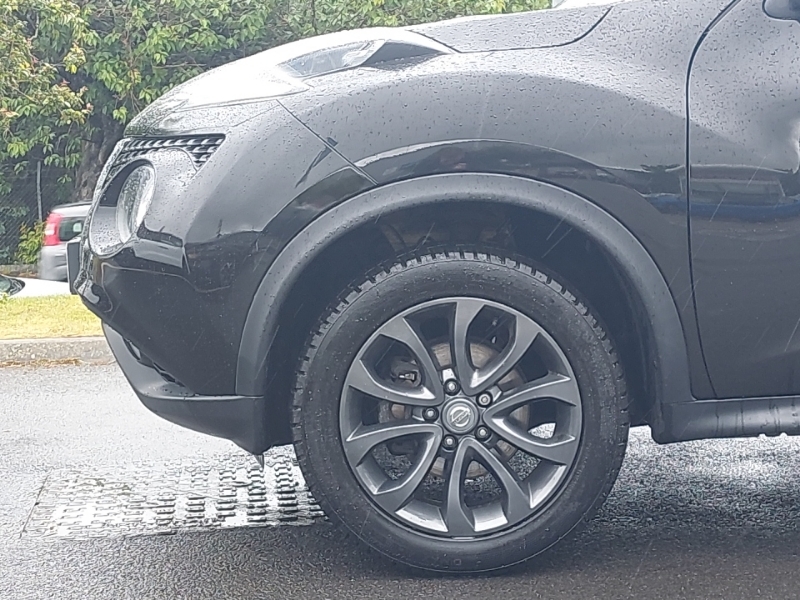 Nissan Juke Tekna Xtronic Yellow #19