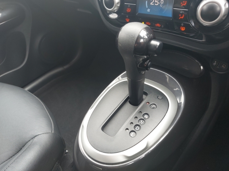Nissan Juke Tekna Xtronic Yellow #17