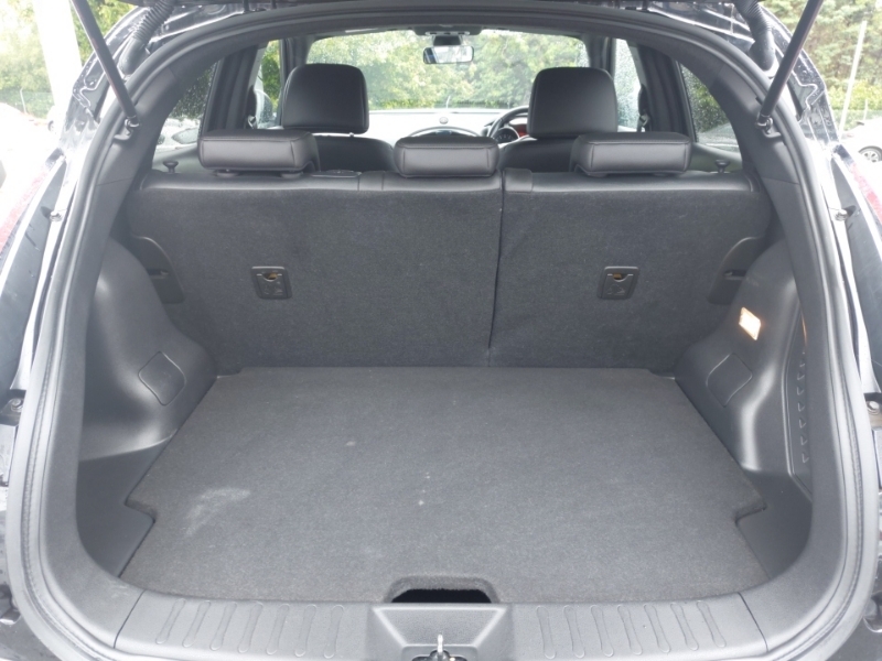 Nissan Juke Tekna Xtronic Yellow #18