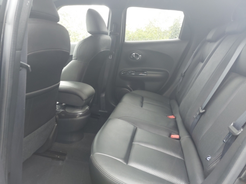 Nissan Juke 1.6 Tekna Xtronic Black #6